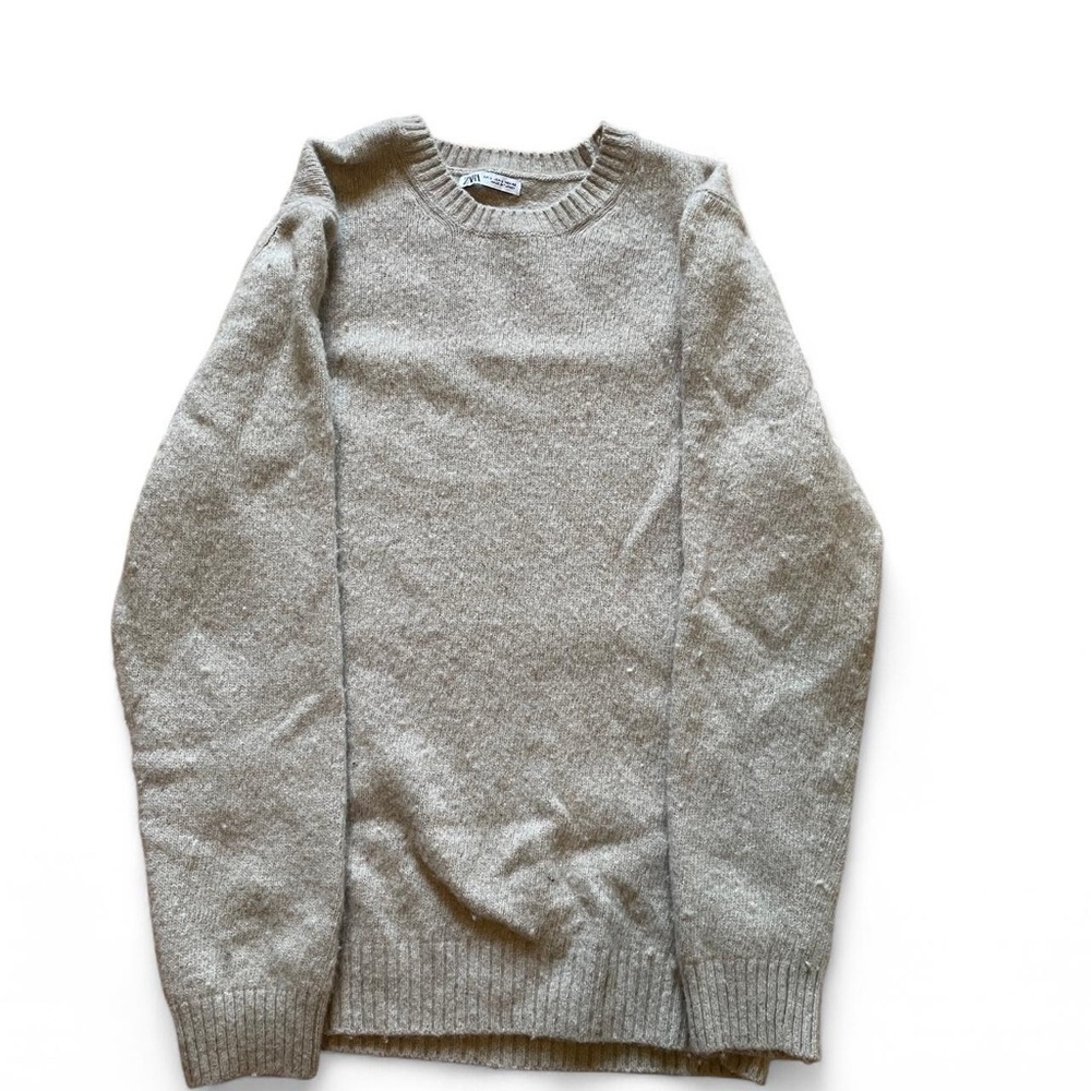 Zara Men's Light Gray Crewneck Sweater